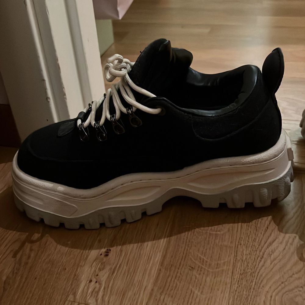 Eytys outlet shop