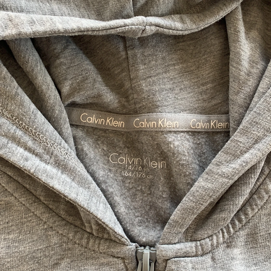 Calvin Klein kofta  - 90