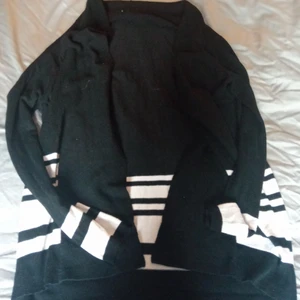 Vet inte vart ifrån  - Använd 1gång,bra skick, passar 10-15åringar