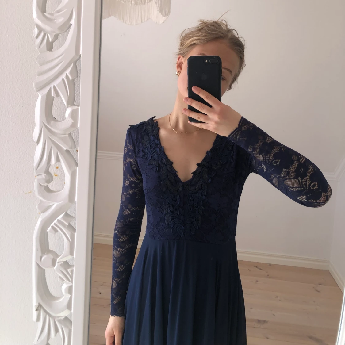 Marinblå balklänning