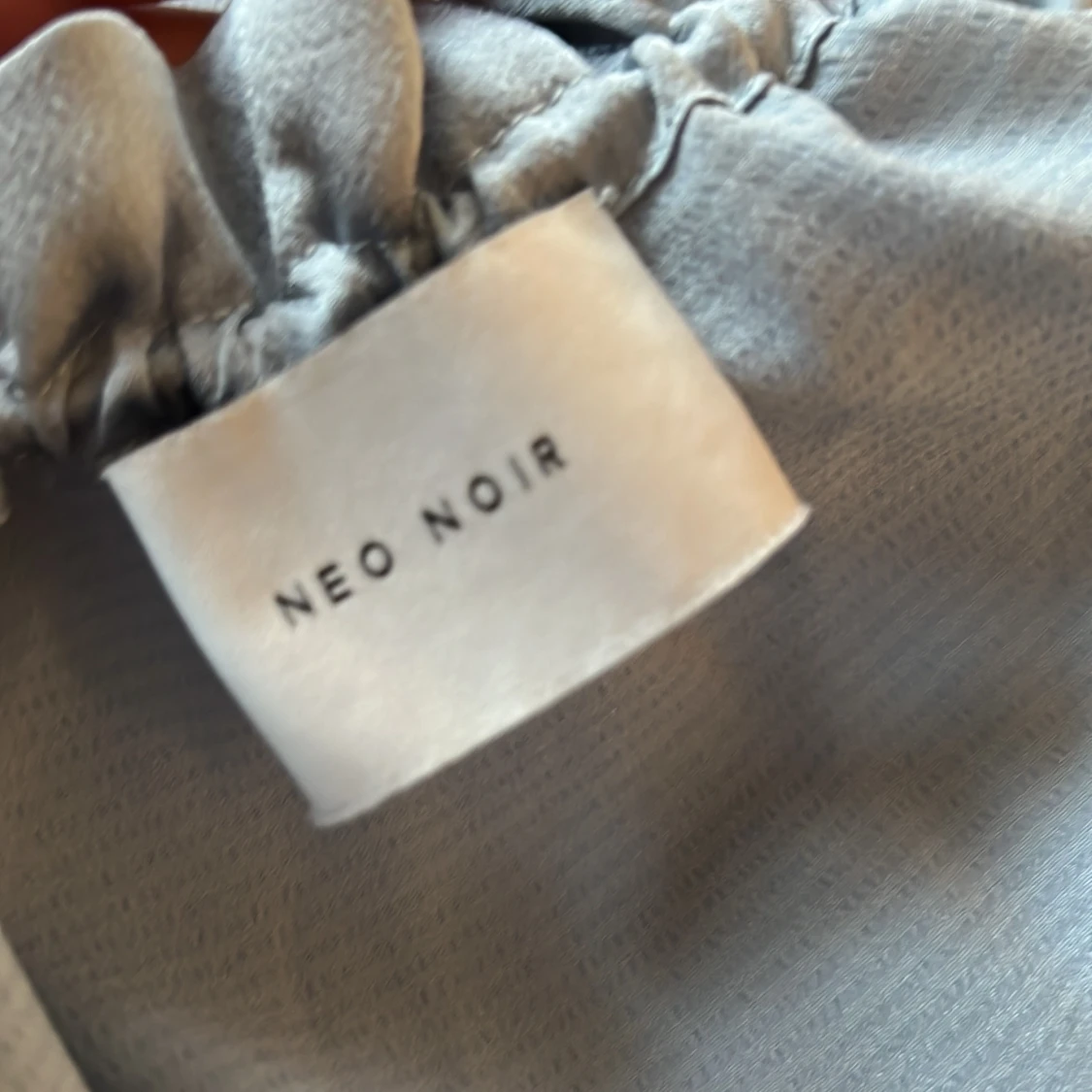 Somrigt Set från Neo Noir - 91