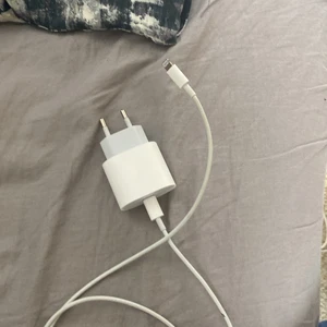 Mobil laddare - Jag säljer en mobil laddare 