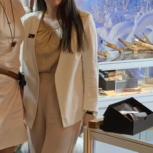 Blazer - Vit öppen blazer  Från Lavish Alice