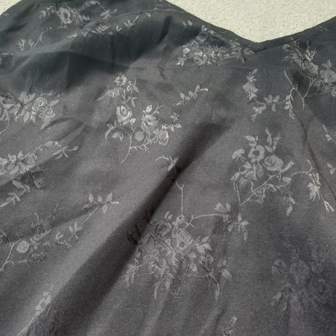 Silky black top  - 90