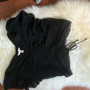 Superfin festligare topp! - En festligare topp i strl S  Frakt på 45kr