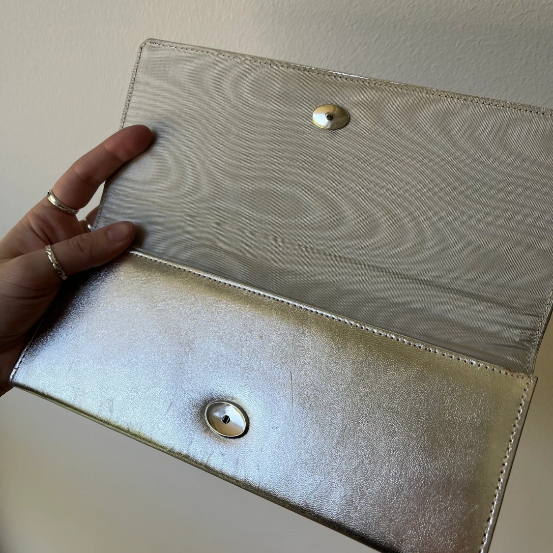 Vintage silvrig kuvertväska - 91