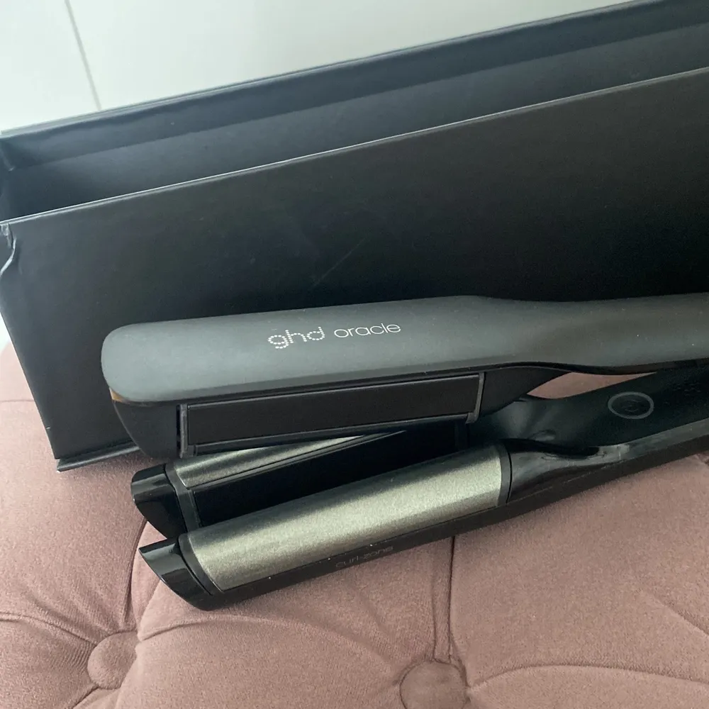 Ghd oracle använder inte den köpt från NK kvitto finns nypris 2399kr. Accessoarer.