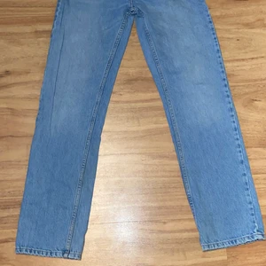 Just junkies jeans - Ett par Just junkies jeans som är använda ett fåtal gånger. Inga skador på byxorna eller märken. Storlek 20/32, nypris på dessa jeans är 800kr jag säljer de för 300kr
