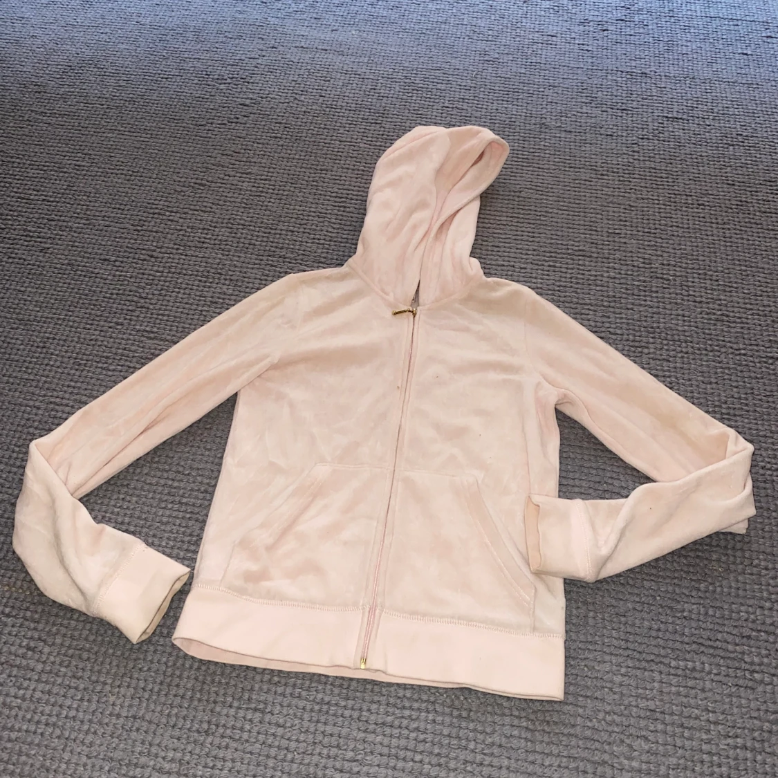 Ljusrosa tracksuit från Juicy Couture - 90