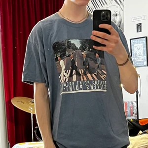 Beatles oversized T Shirt - Sitter superskönt och i perfekt skick