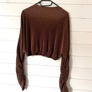 Tröja Bianca - Säljer denna otroliga tröja från Bianca by Nelly, storlek 36, som ny