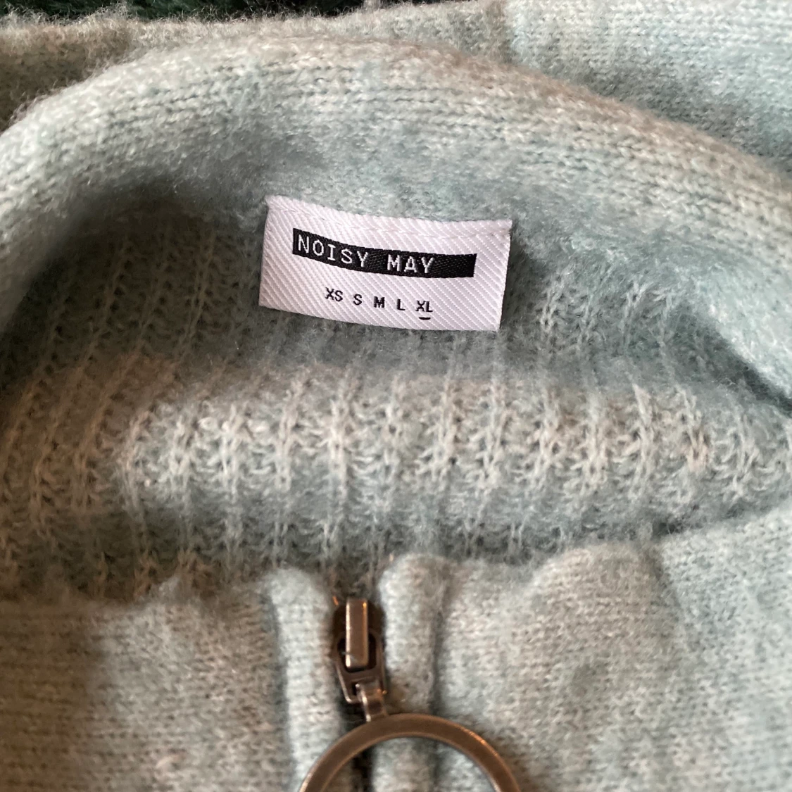 Ljusblå mjuktröja  - 91