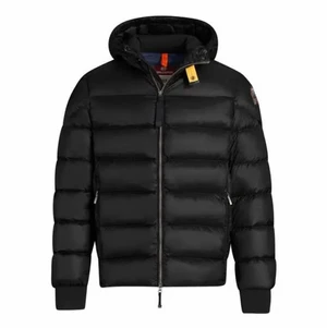 Parjumper jacka - Säljer min killes jacka, använda i typ 1 år. Skiiiit snyggg. Köpare står för frakt