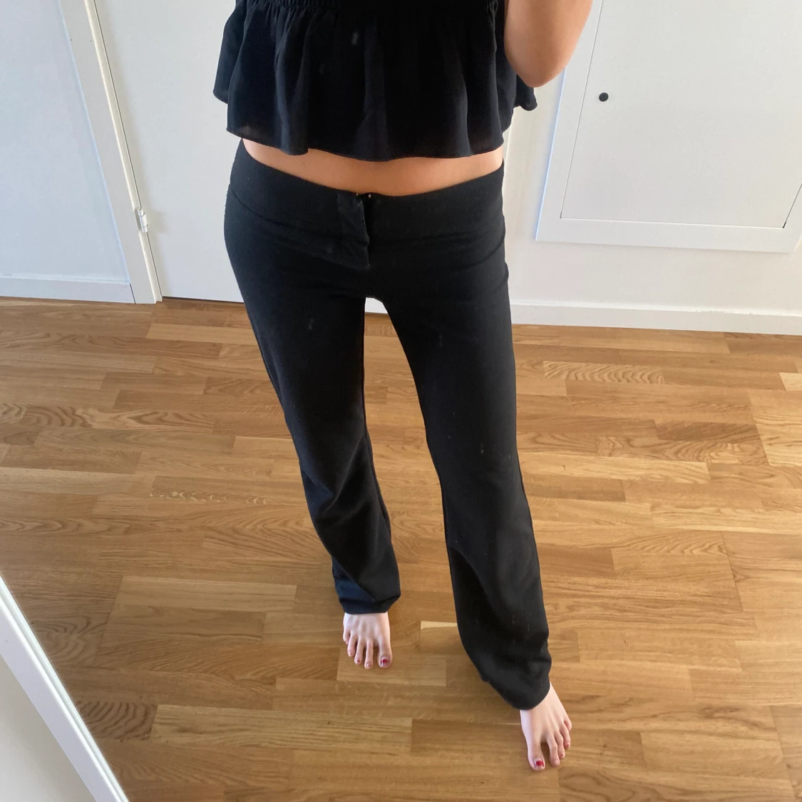 Slutsålda lågmidajde byxor 