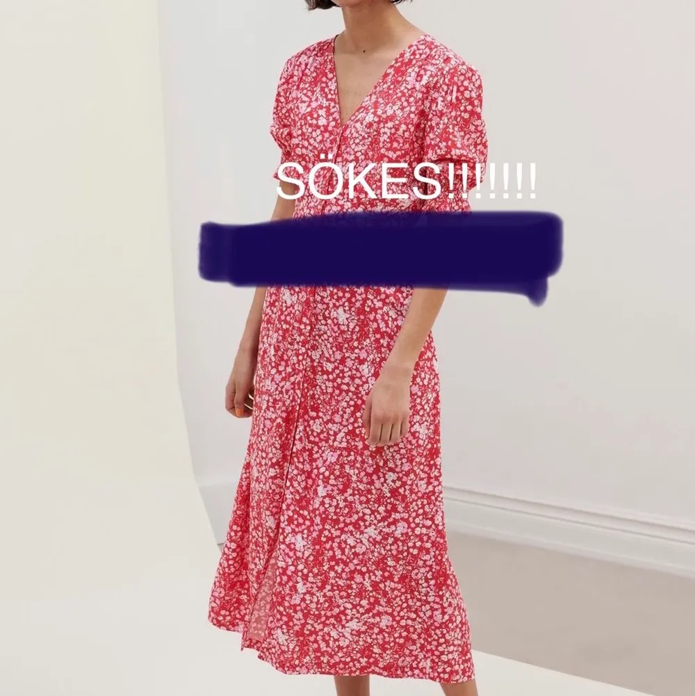 Söker denna klänning från Lindex i storlek L. Såldes i butik vår/sommar 2021 men missade att köpa den… Priset kan vi komma överens om, jag betalar frakten!. Klänningar.