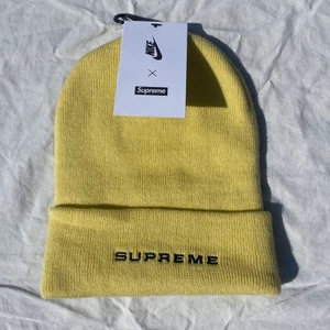Supreme x Nike Mössa - Helt ny, Supreme x Nike mössa!
