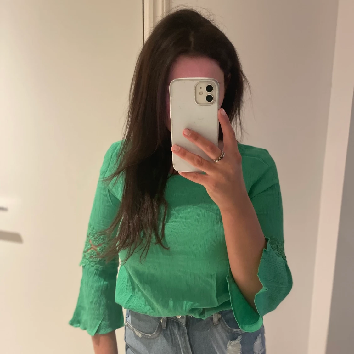 Grön blus i S storlek  - 90