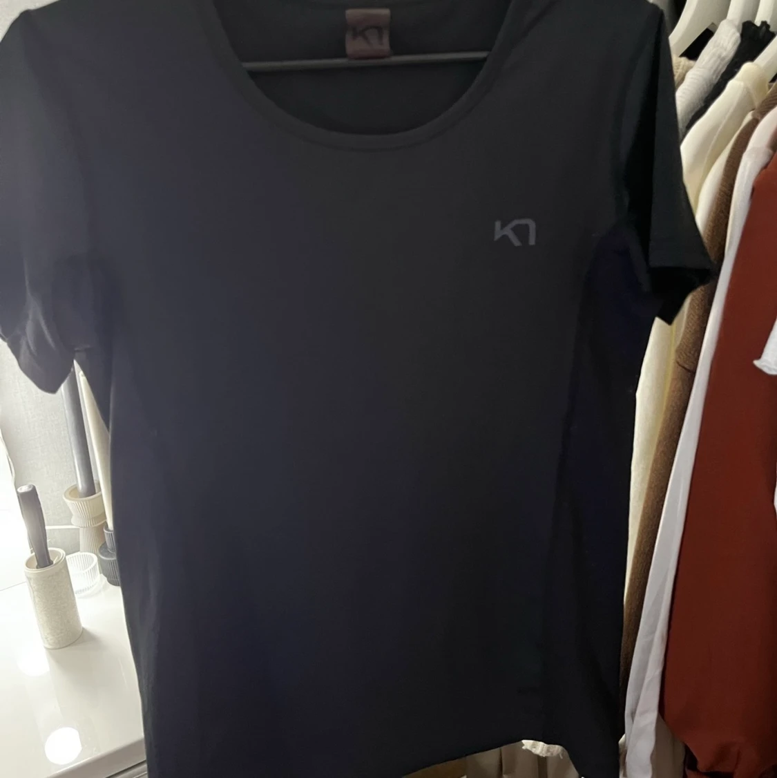 Svart tränings tröja - 91