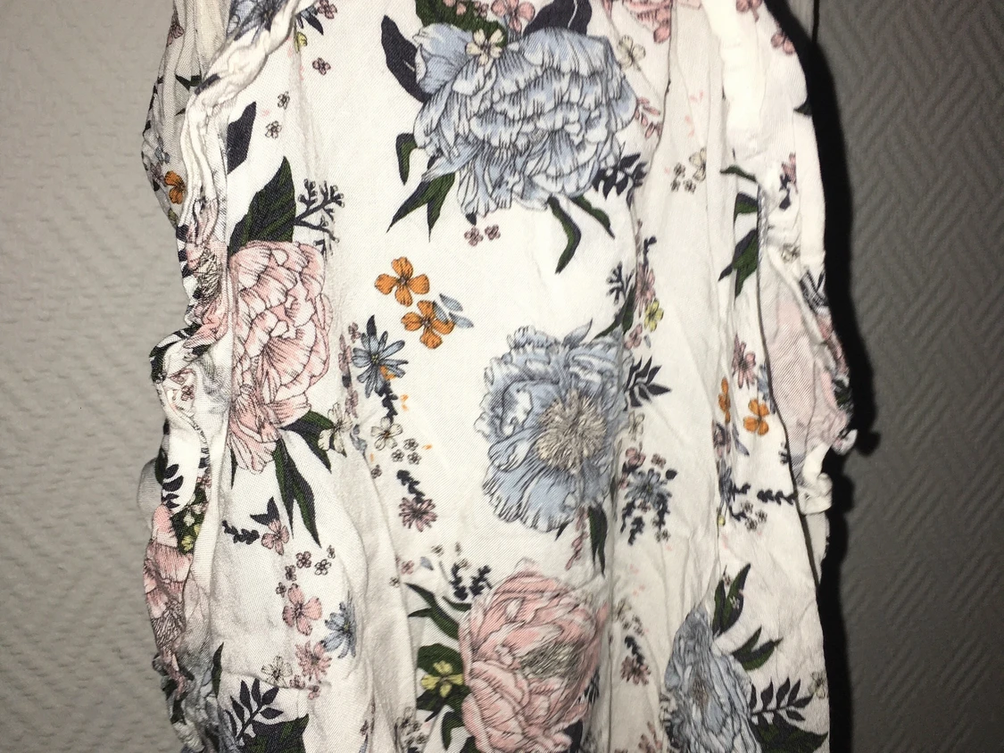 Blommigt sommar linne - 90