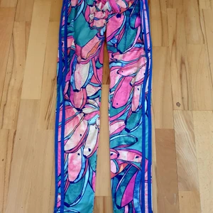 Adidas leggings!  - Adidas leggings! Stl M