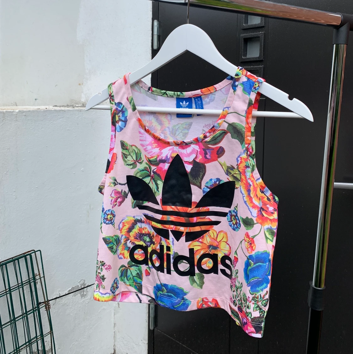 Adidas top