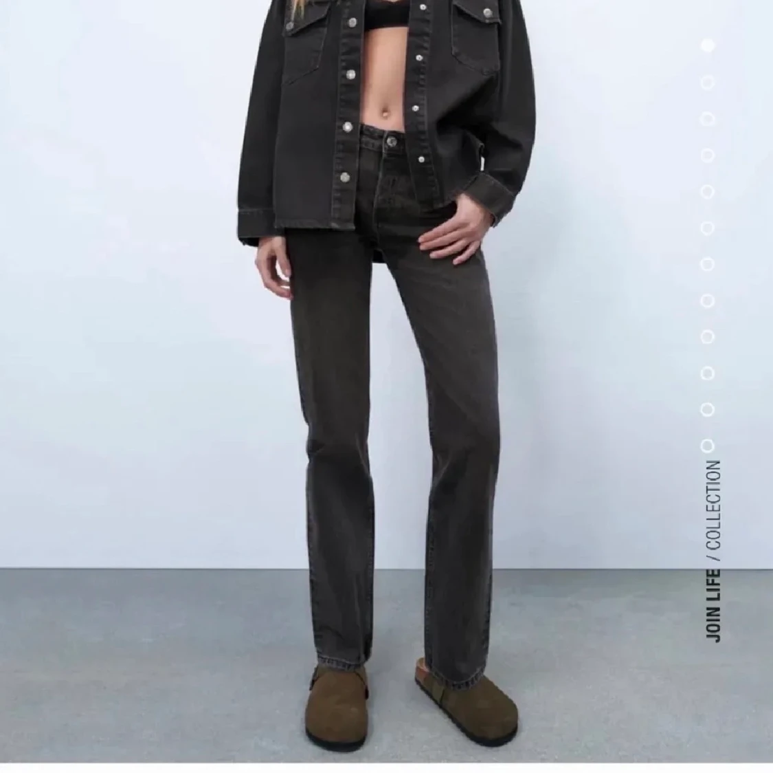 Zaras midrise jeans - 90