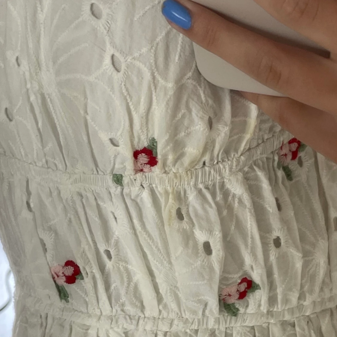 Blommig klänning - 91