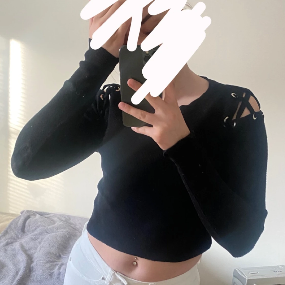 Tröja med knytning i axlarna - 90