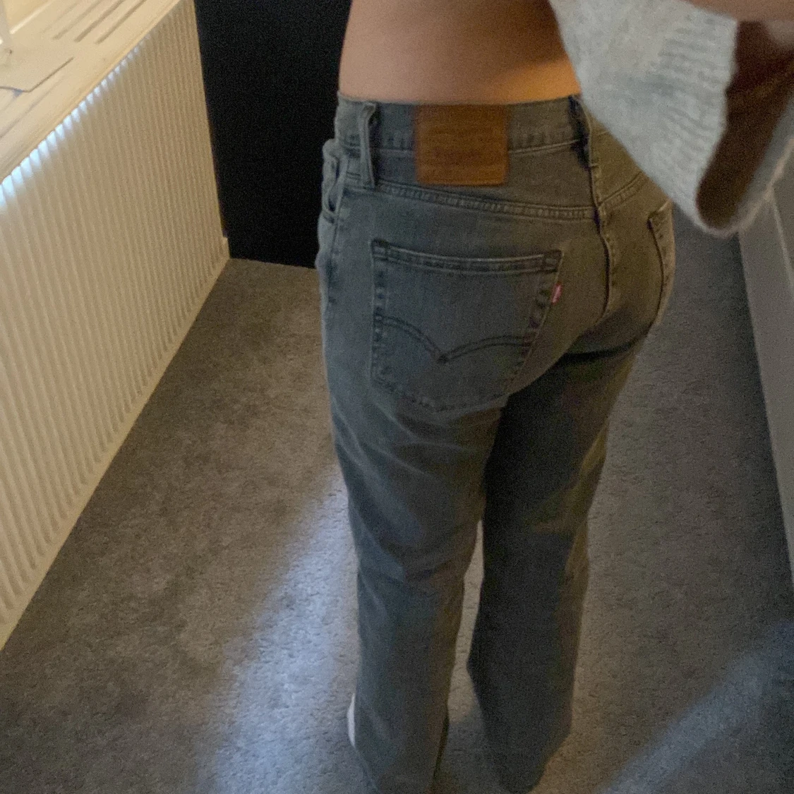 Gråa straight jeans - 90