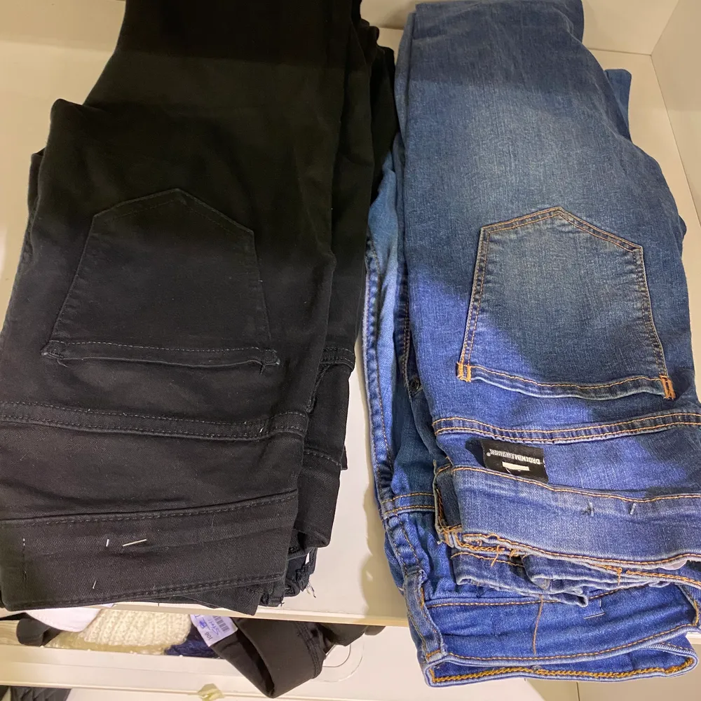 Jättefina jeans byxa från Gina tricot.Sparsamt använda.Stl:S. Jeans & Byxor.
