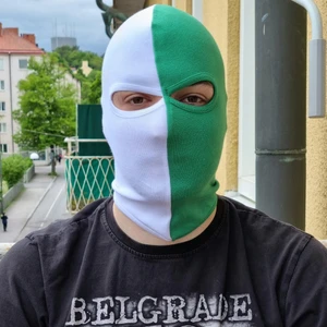 Hammarby balaclava NYA - Har flera stycken till salu. Finn i Södertälje, kan frakta till andra städer.