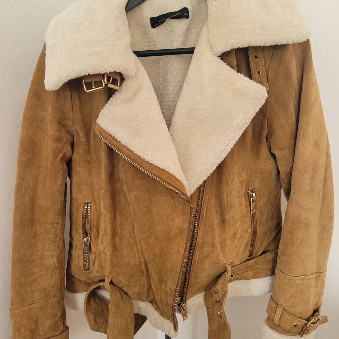 Shearling jacka i äkta mocka