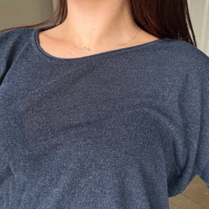 Samsoe samsoe tröja - Tunn marinblå. 