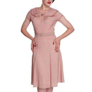 Size : XS  Dusty pink polka dots pinup dress with belt 