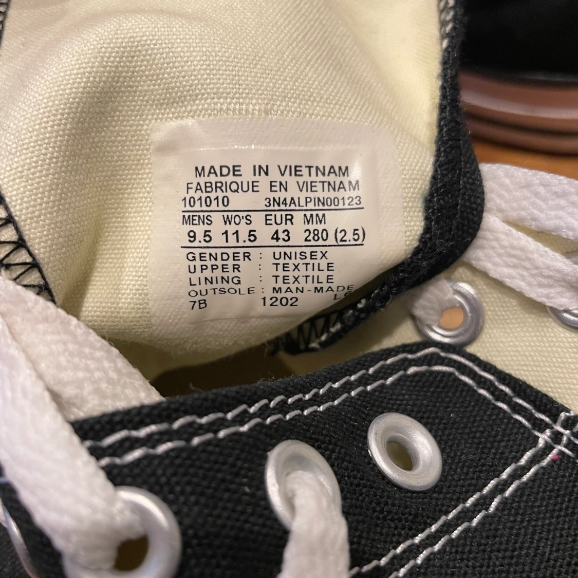 Converse svarta helt oanvända - 91