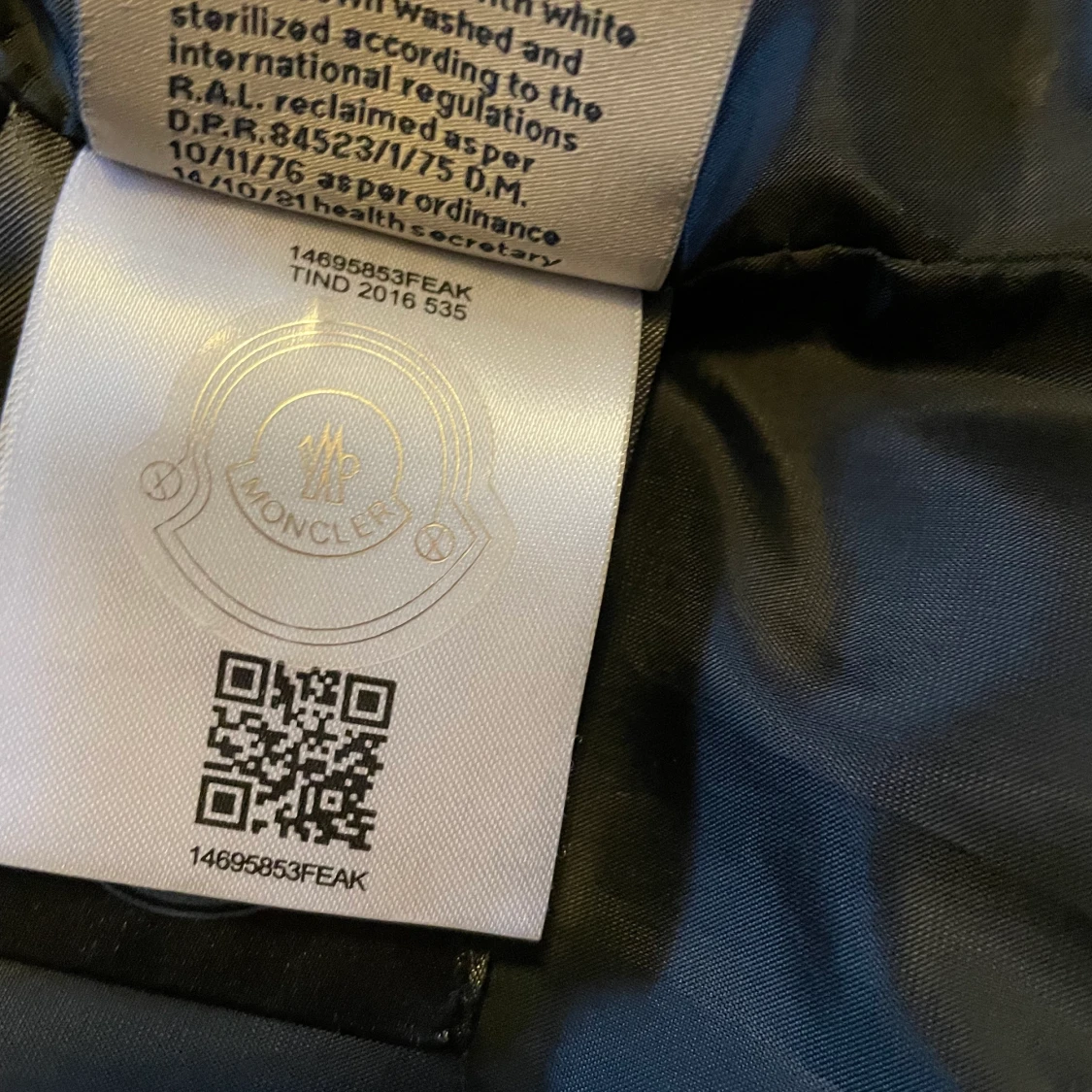 Moncler väst  - 91
