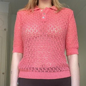 Virkad topp - Supersöt virkad topp från Ginatricot, perfekt för sommaren ☀️älskar mönstret i virkningen men får tyvärr inte användning för toppen längre ://
