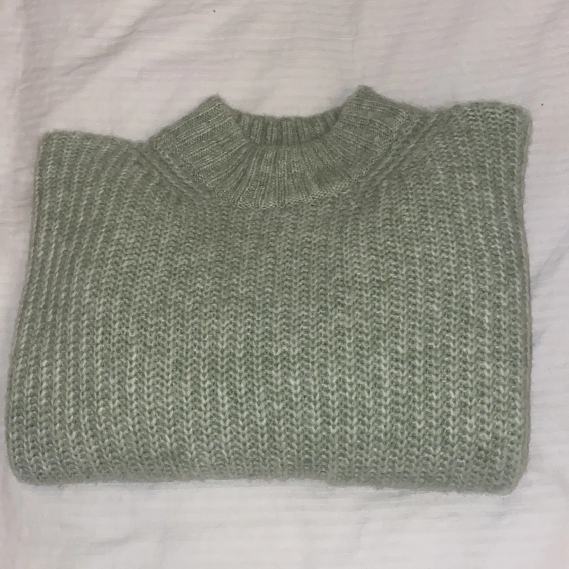 Stickad tröja