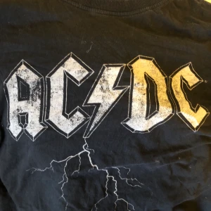 ACDC-tröja - ACDC-tröja i storlek m