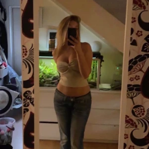 Topp/linne beigt - Fin topp utan band