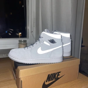 Nike Air Jordan 1 - Helt nya Air Jordans, storlek 39, aldrig använda! 