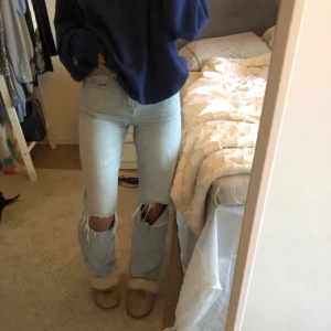 Straight Jeans - Superfina raka jeans med mellanhög midja, jättesköna & snygga!!