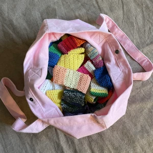 Hårband🌈 - Massa fina virkade hårband🌈💕🫶🏼 finns på @CrochetByViola på instagram 