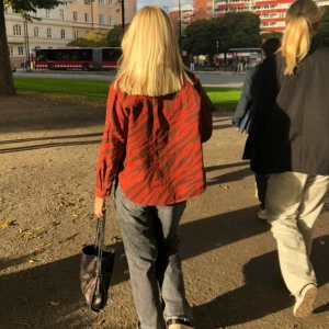 Jeans jacka  - Säljer min jeans jacka i zebra mönster från Zara! 💕 