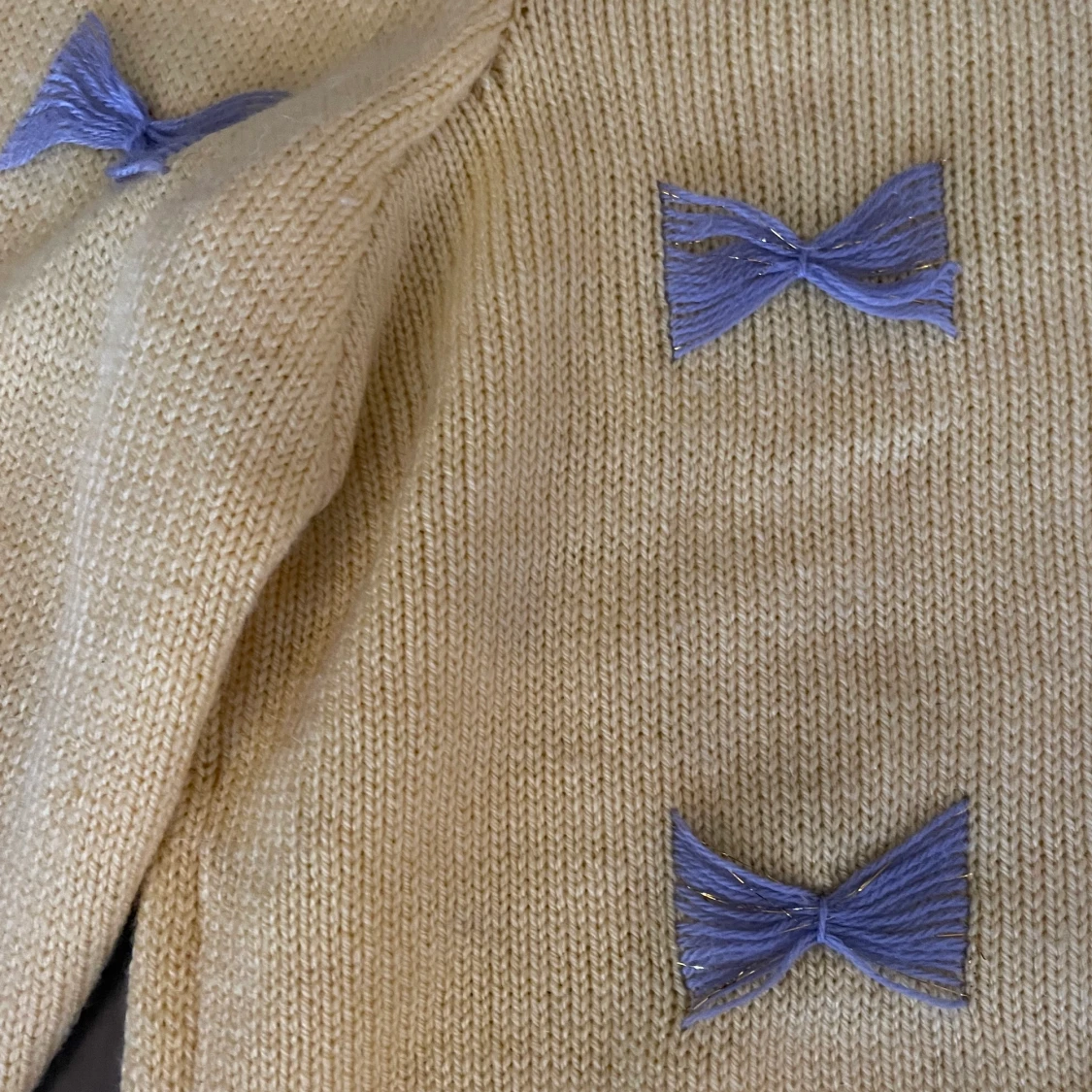 Stickad tröja  - 90