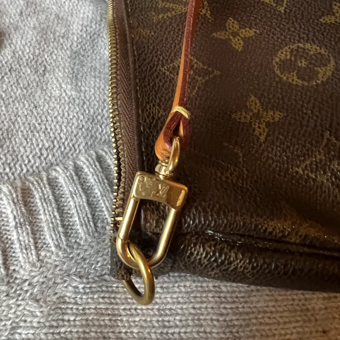 Äkta LV mini pochette - 91