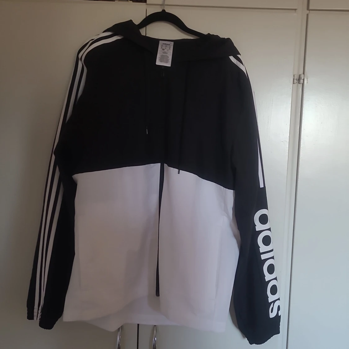 Adidas vindjacka