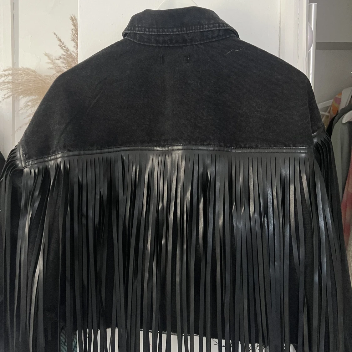 Jeansjacka med fransar svart - 90