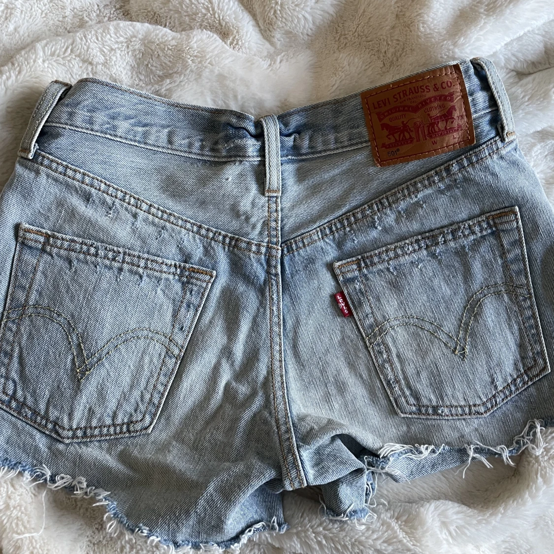 Levis shorts - 90