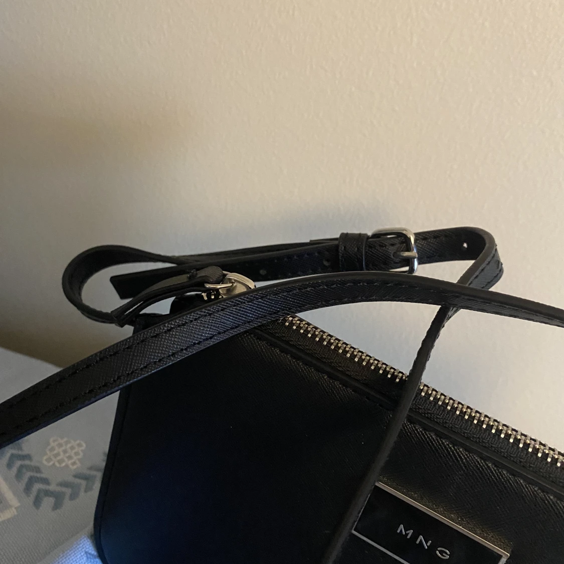 Axelremsväska från Mango - 2